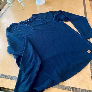 A regular black long-sleeve shirt